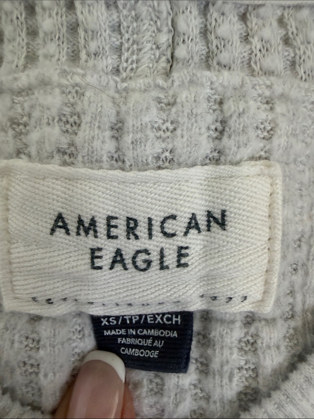 American Eagle V-Neck waffle womens Knit Sweater - Light Gray Sz XS - Picture 6 of 11